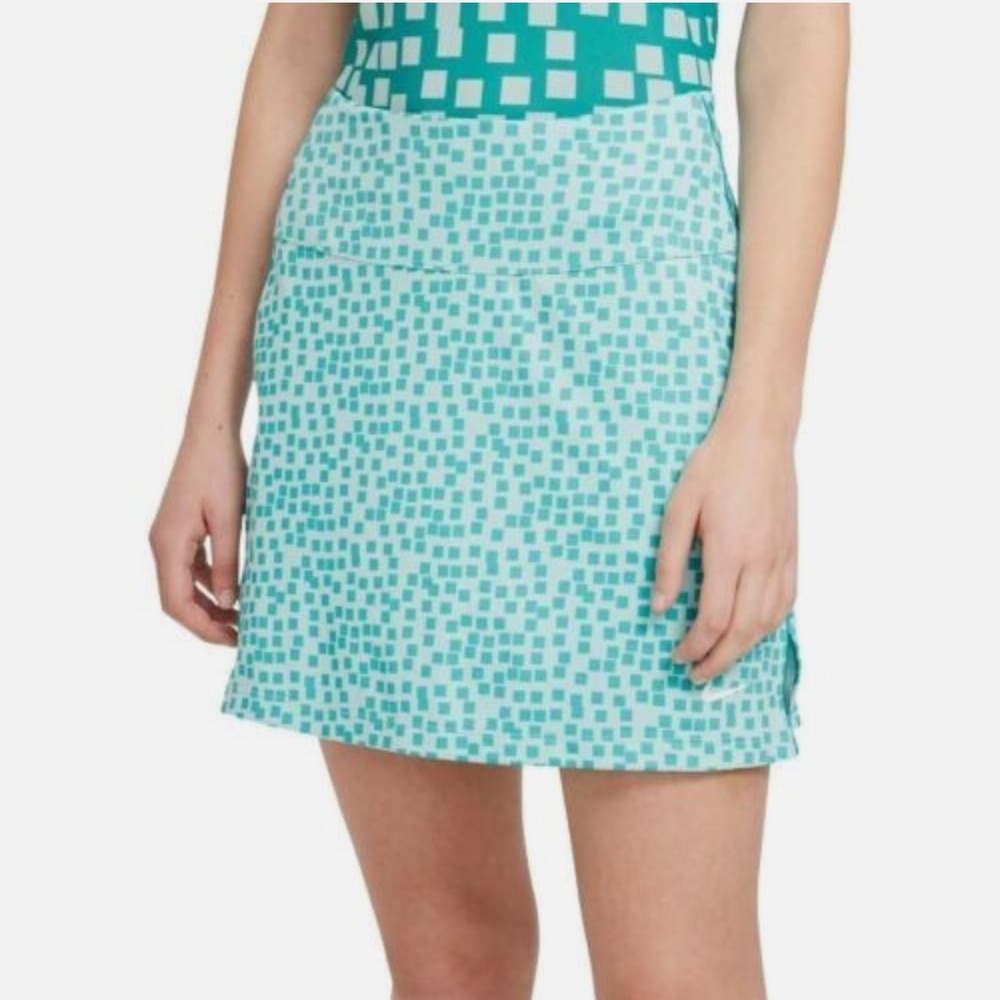 Nike Womens Dri-FIT Golf Skort Green 17 inch Grid Print size XS CU9364-382